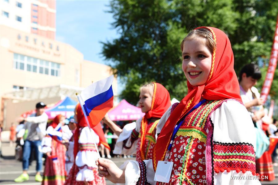 CHINA-HEIHE-RUSSIA-CULTURE-PARADE (CN)