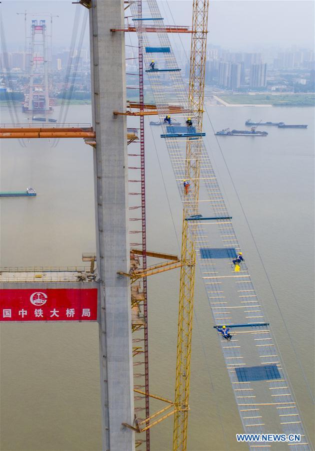 #CHINA-HUBEI-WUHAN-BRIDGE CONSTRUCTION (CN)
