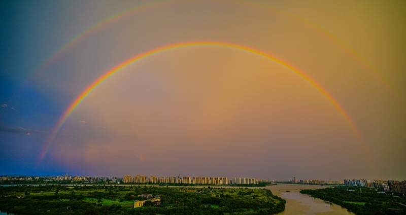 Haikou witnessed double rainbow