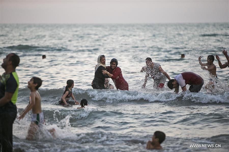 IRAN-SARI-BEACH