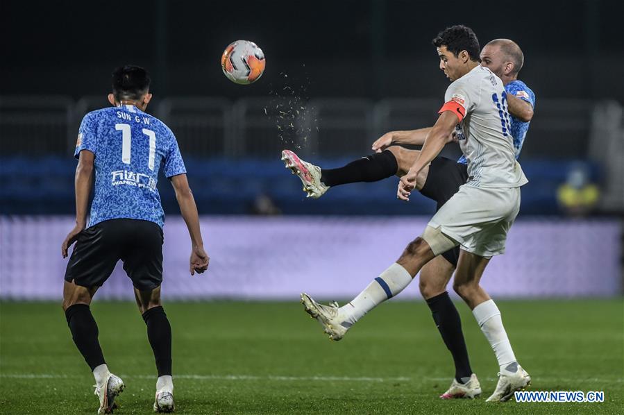 Benitez's Dalian side held to draw by Shanghai Shenhua in Chinese Super League