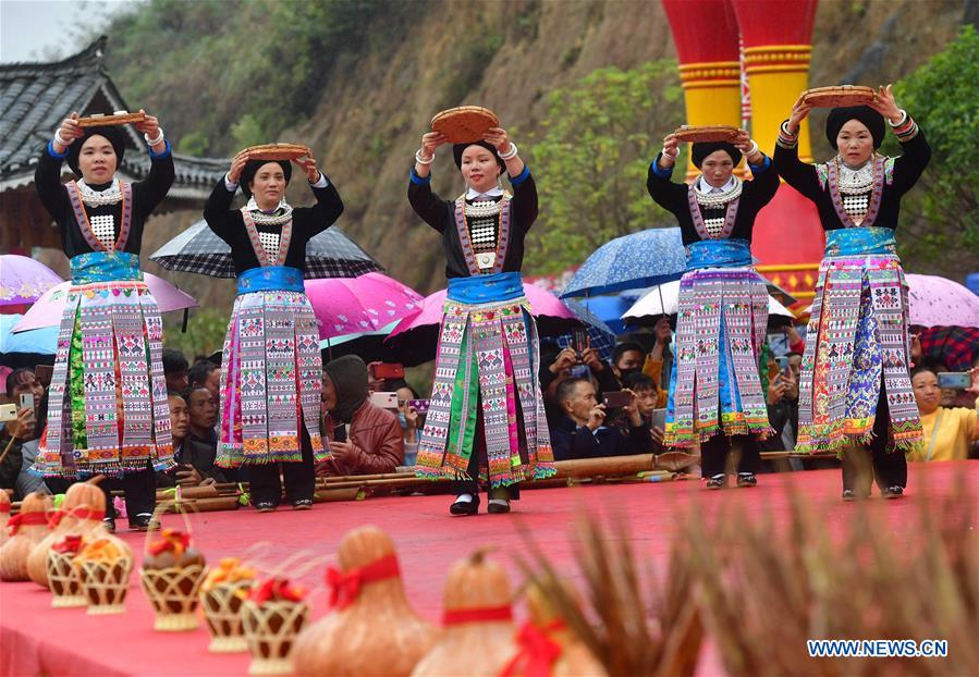 peopleofyaoethnicgroupperformduringharvestfestivalinguangxi
