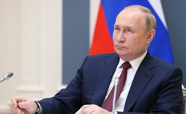 Countries attempting to isolate Russia only hurt themselves: Putin