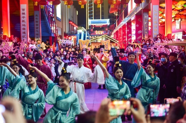 China's ancient city Luoyang taps into cultural and tourism resources to boost night economy