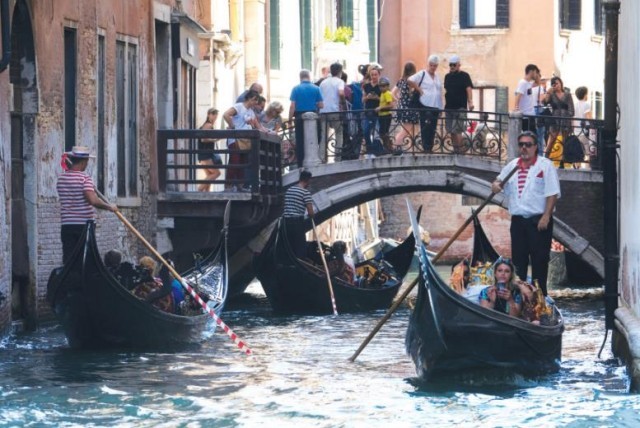 Venice faces UNESCO Heritage List demotion