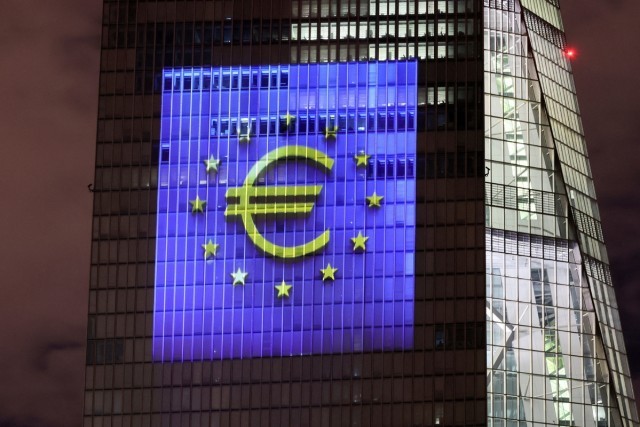 Eurozone economy on brink of recession