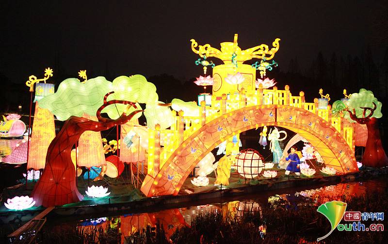Qinhuai Lantern Festival in Nanjing shined brightly_English__China ...